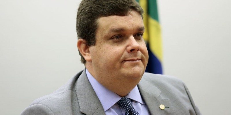  Wolney também faz críticas à PEC emergencial e afirma que o custo benefício não compensa, comenta sobre sua reeleição a liderança do PDT e sobre o caso Lula 