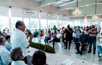 Danilo abre pré-campanha no Pajeú com “Agenda 40” em Afogados da Ingazeira 