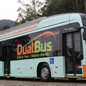 Primeiro ônibus elétrico híbrido é lançado no Recife