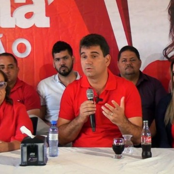 Marcelo Gouveia anuncia Paulinha da Educação como sua pré-candidata em Paudalho
