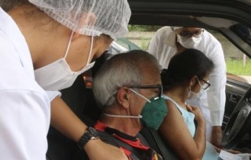 Camaragibe expande vacinação drive thru  para Aldeia nesta quarta (25)