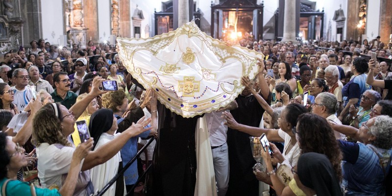 São 113 celebrações,ao longo de 11 dias de festa, que comemoram também o centenário da Basílica do Carmo do Recife