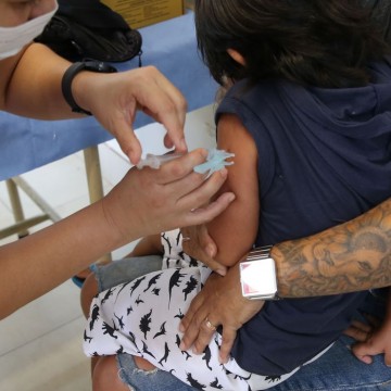 Unicef: mundo vive maior retrocesso na vacinação infantil em 30 anos