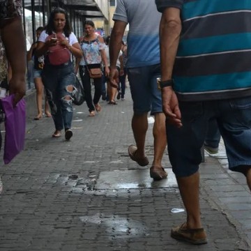 Caruaru se destaca com maior geração de empregos no interior de Pernambuco em novembro