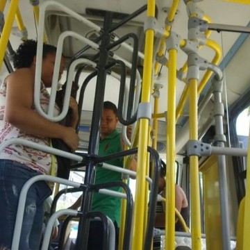 MPPE recomenda suspensão de catracas elevadas em ônibus no Grande Recife