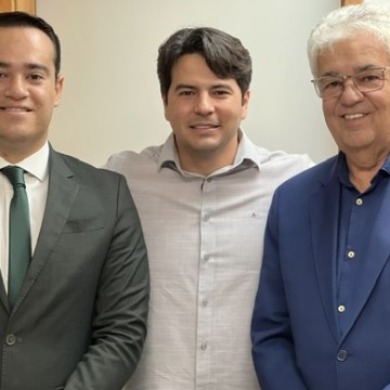 Deputado Estadual Antônio Moraes recebe Márcio Botelho, pré-candidato a prefeito de Olinda