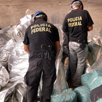 Polícia Federal incinera 1.100 KG de drogas 