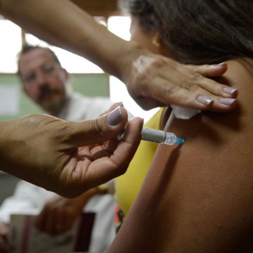 Baixa cobertura vacinal contra HPV favorece casos de câncer