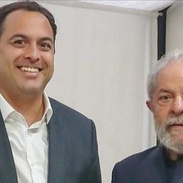 Paulo Câmara participa de encontro com Lula nesta quarta (05) em apoio a candidatura