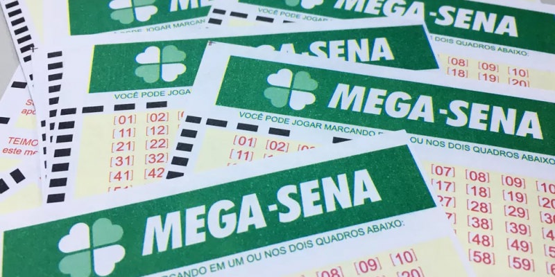 As apostas podem ser feitas até às 19h, em qualquer lotérica do país ou pela internet, no site da Caixa Econômica Federal