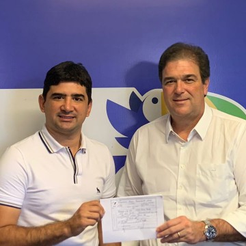 PSDB faz nova rodada de filiações e anuncia prefeito de Água Preta e vice de Tupanatinga