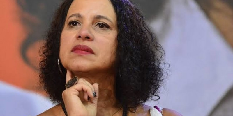 Coluna da quarta | Movimento brusco de Luciana Santos causou espanto na Frente Popular