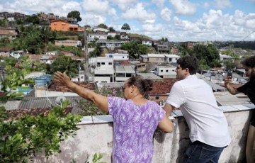 Prefeitura do Recife entrega escadarias requalificadas em Dois Unidos