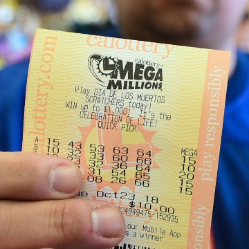 Sortudo da Flórida Acerta Aposta Bilionária de Loteria Americana e Leva $1,58 Bi