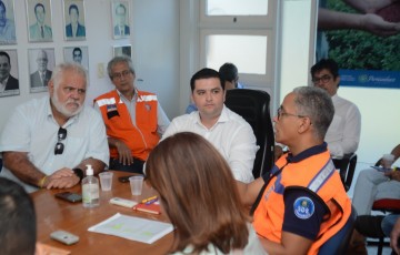 Pernambuco destina R$ 15 milhões para recuperar estradas vicinais afetadas pelas enchentes