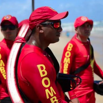 Corpo de Bombeiros reforça segurança nas praias durante o feriado da Semana Santa 