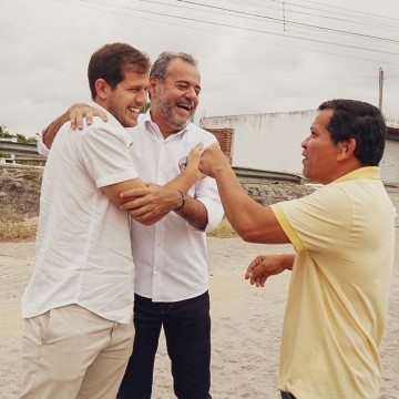 Pedro Campos faz visita ao município de Casinhas onde conquistou mais votos