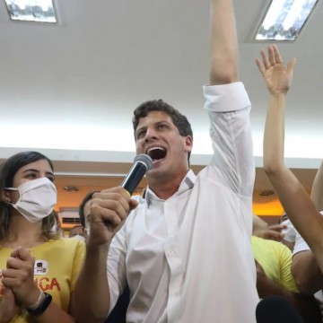 João Campos é o 2º prefeito com maior popularidade digital; confira o ranking