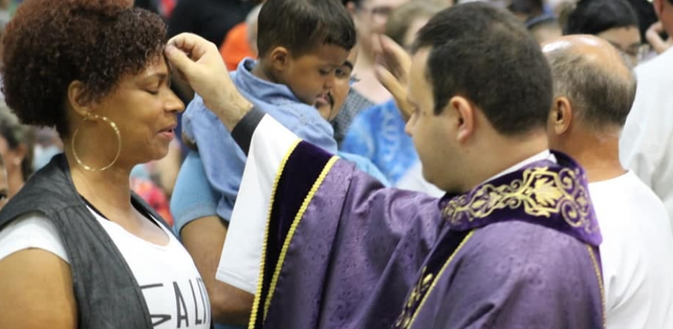 Diocese de Caruaru divulga horários das celebrações da quarta-feira de cinzas
