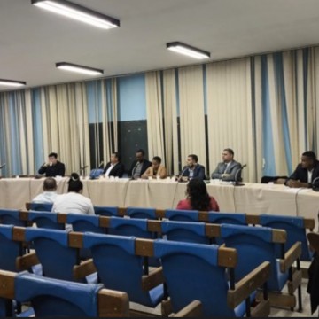 Câmara de Carpina concede voto de repúdio contra o prefeito Manuel Botafogo 