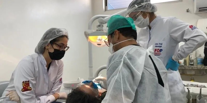  O público alvo são os pacientes do ambulatório geral do Hospital Universitário Oswaldo Cruz com ações de conscientização, acolhimento e distribuição de kits de higiene