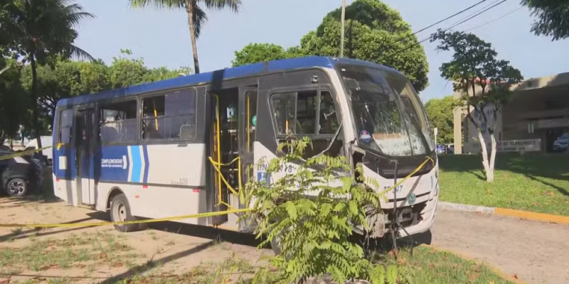 O micro-ônibus havia feito uma viagem antes do acidente, e depois, apresentou uma falha mecânica no terminal de Marcos Freire