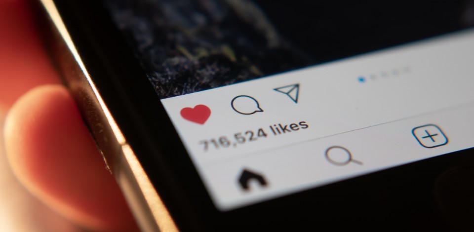 Instagram pode voltar a exibir número de likes em postagens