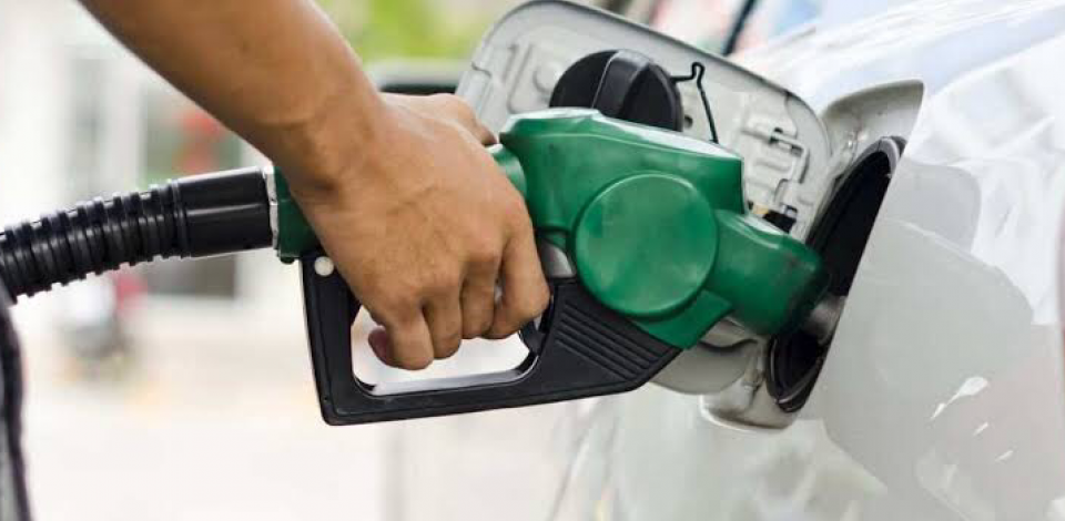 Preços de gasolina e diesel aumentam nesta terça-feira (26) nas refinarias
