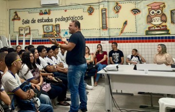 Ação em Paulista orienta jovens sobre o consumo de drogas e outros derivados