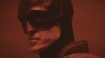 Robert Pattinson aparece pela primeira vez como Batman