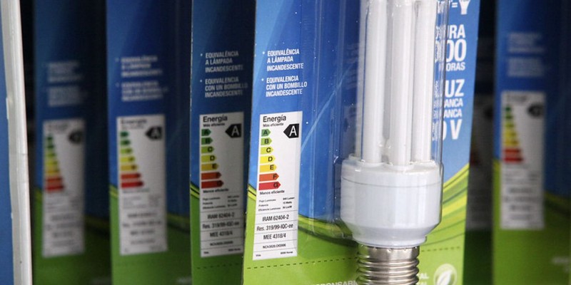 Aneel mantém bandeira verde em novembro Os reservatórios das usinas hidrelétricas se encontram em níveis satisfatórios