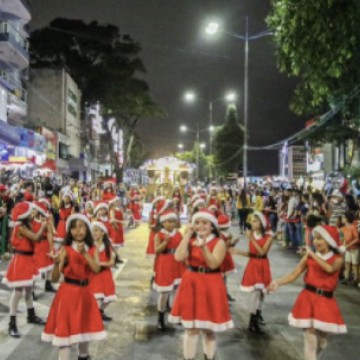 Garanhuns registra grande público em mais um sábado do Encantos do Natal