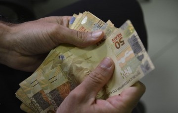 Economia: Poupança tem retirada líquida de R$ 5,83 bilhões em setembro