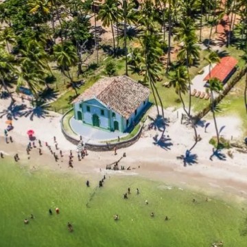 TCE-PE suspende permuta de terreno na Praia dos Carneiros