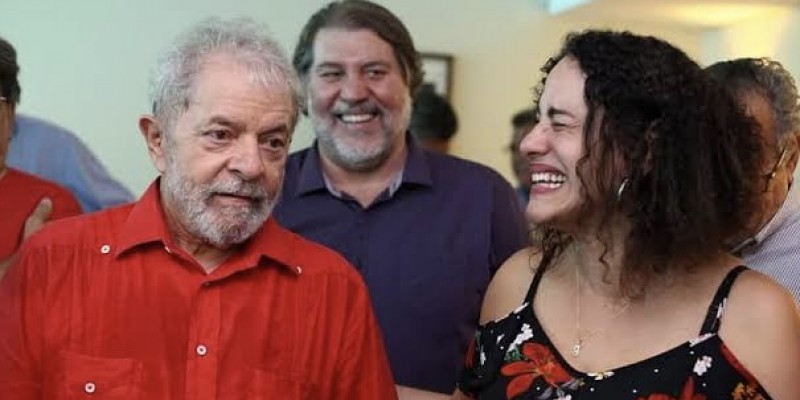 Coluna da segunda | O trabalho de Luciana para deixar o PT no Senado