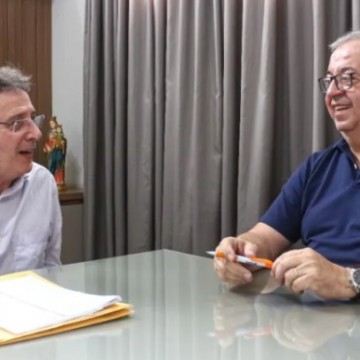 Joselito Gomes garante medicamentos psicotrópicos por mais um ano em Gravatá
