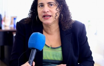 “Pernambuco é estratégico no projeto nacional de Lula”, diz Luciana Santos