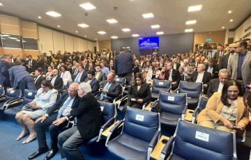 Auditório lotado para a Cerimônia de Transmissão de Cargo de Silvio Costa Filho como Ministro de Portos e Aeroportos