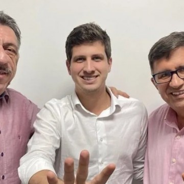  José Patriota e João Campos recebem novos apoios