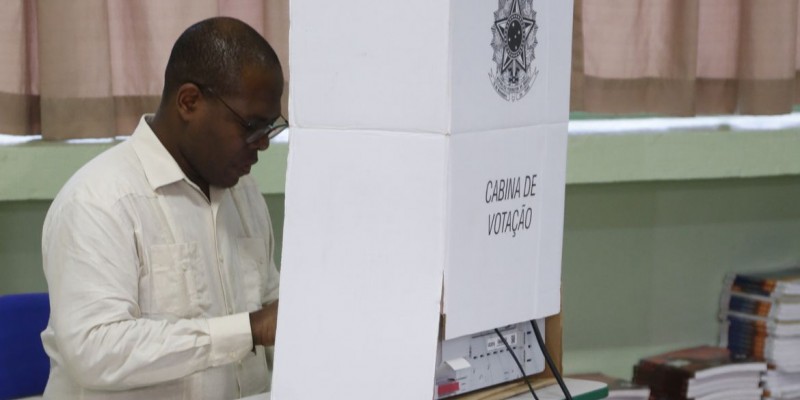 As apurações parciais nos municípios indicaram que Joinville (SC) obteve o maior aumento no comparecimento nas seções eleitorais com 18.646 votos registrados