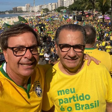 Em Copacabana, Gilson Machado empolga multidão na manifestação de Bolsonaro