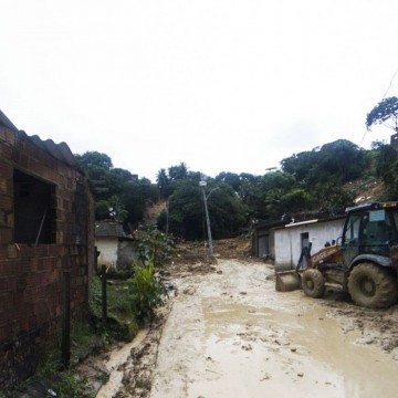Número de mortos por chuvas em Pernambuco sobe para 122