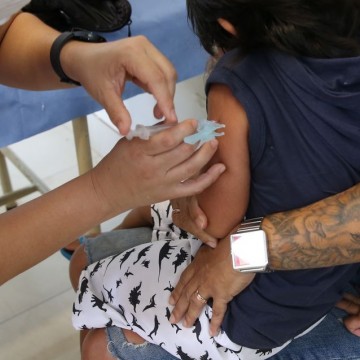  Anvisa dá registro definitivo para vacina bivalente contra a covid-19