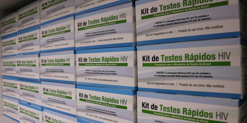 O município vai distribuir gratuitamente preservativos, gel lubrificante e testes rápidos para detecção de HIV, Sífilis e Hepatites B e C nas unidades mais próximas