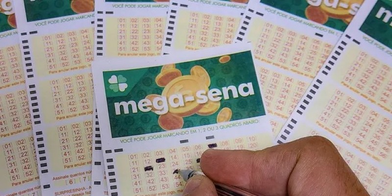 Das dez apostas, quatro foram feitas no Recife. Em todo o país, quatro pessoas vão dividir prêmio máximo de R$ 116 milhões.