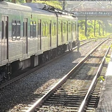 Trem do Metrô do Recife é evacuado após ar-condicionado pegar fogo 