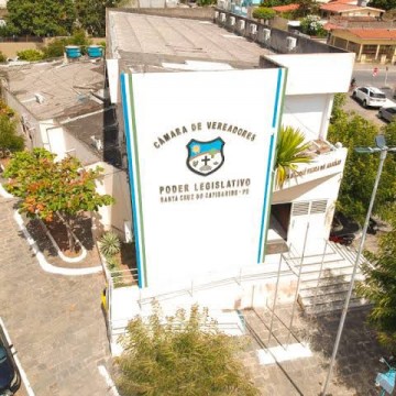 Justiça determina trancamento imediato da pauta legislativa da Câmara de Vereadores de Santa Cruz do Capibaribe