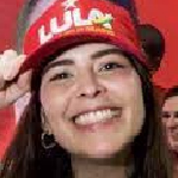 Maria Arraes relembra realidade econômica do Governo Lula em encontro em Olinda
