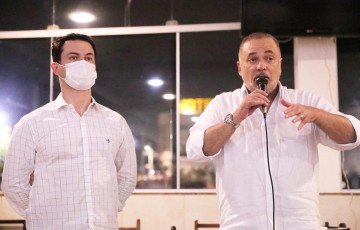 Clodoaldo Magalhães e Marco Aurélio prometem unir esforços para melhorar as condições dos feirantes de Toritama