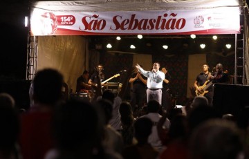 Banda Tropikalia, Rogério Som e Juarez animam a segunda noite da Festa de São Sebastião